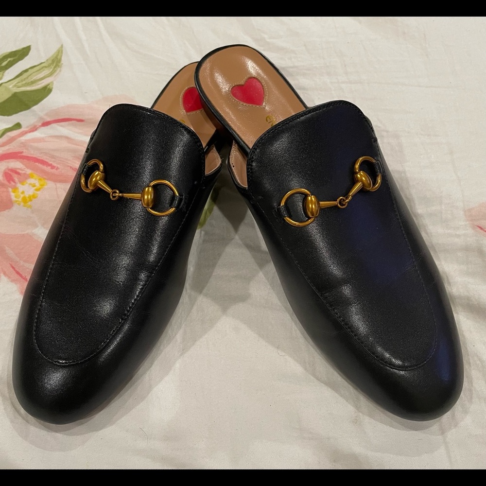 Enmayer Black Slides/Mules, Size 7